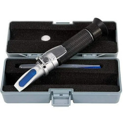 Handheld Refractometer PCE-0100 Salinity in Pakistan